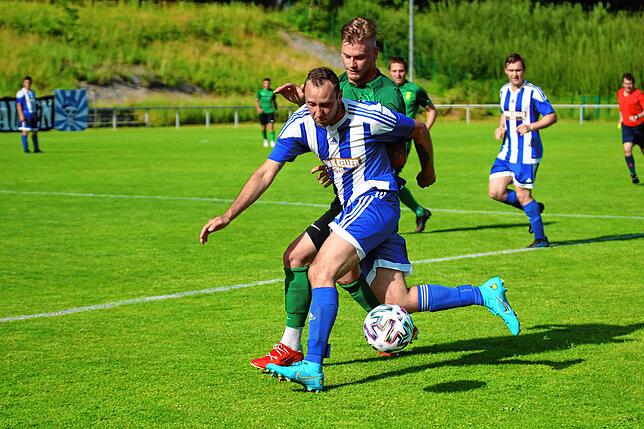 Bild 5: SV Herten II gewinnt Spitzenspiel beim SV Karsau mit 2:0 &ndash; und wir haben Bilder!