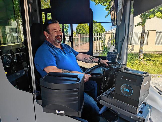 Peter Heinrich hat Spaß bei der Arbeit – das wissen die meisten seiner Fahrgäste zu schätzen.