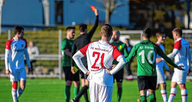 Bild 12: FC RW Weilheim siegt mit 3:2 beim SV Herten &ndash; und wir haben Bilder!