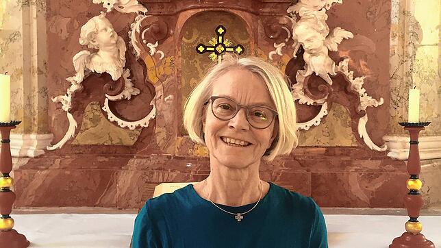 Pfarrerin Sigrid Süss-Egervari vor der Corona-Krise in der Schlosskirche.