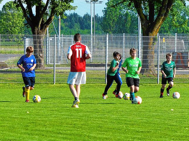 In die Bermatinger Jugend – hier bei einem Training 2018 – setzt Trainer Marc Schmucker große Hoffnungen.
