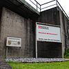 Die alten Ortseingangstafeln sind, wie hier, an der Radolfzeller Straße, in die Jahre gekommen und sollen nun ersetzt werden.
