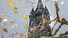 Am Donnerstagnachmittag fallen die ersten Schneeflocken dieses Winters – hier vor dem Radolfzeller Münster.