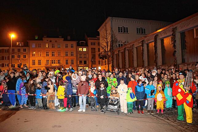 Bild 30: Der letzte Akt &ndash; Verbrennung der Fasnacht auf dem Stephansplatz 2024 (2)