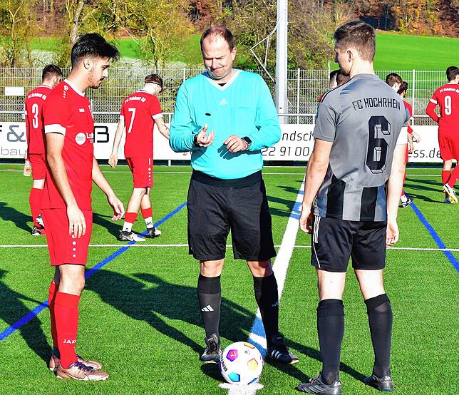 Bild 2: FC Schönau siegt 3:0 beim Schlusslicht FC Hochrhein – und wir haben Bilder!
