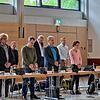 Mit einer gemeinsamen, von CDU-Stadtrat Peter Kaiser (Mitte hinten) verlesenen Stellungnahme reagierte der Gemeinderat in der Sitzung am ...