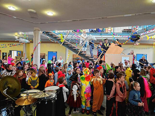 Bild 2: Bilder von Schülerbefreiung und &bdquo;Bettle go&ldquo; in Horheim