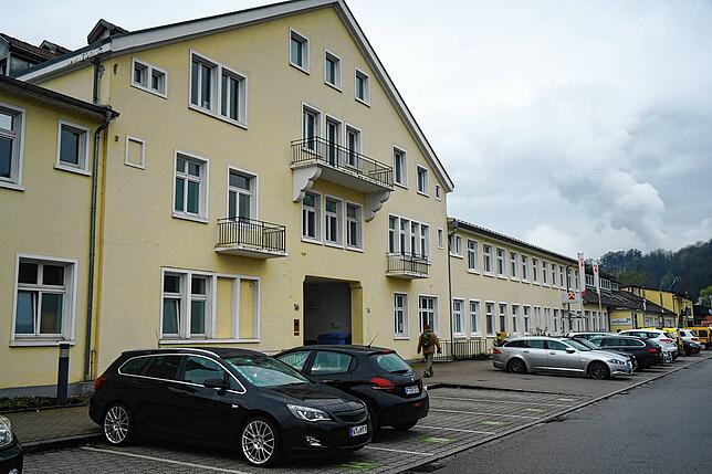 Nur das alte Verwaltungsgebäude der Lonza erinnert noch an das einstige Chemiewerk.