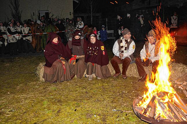 Bild 23: Alle Bilder des Hugeloh Narrenspiels