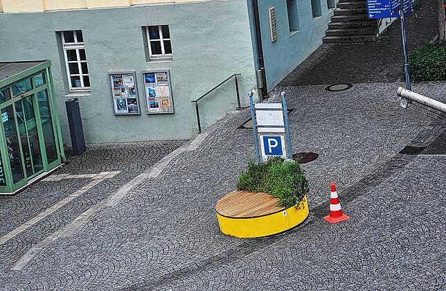 Eine Liege-Oase an der Stadtkirche.