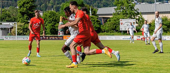 Bild 3: SV 08 Laufenburg II rettet sich trotz 1:3 beim FC Tiengen 08 &ndash; und wir haben Bilder!