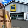 Wie in anderen Supermärkten nahe der Grenze kaufen auch im Edeka Baur in Gottmadingen regelmäßig Kunden aus der Schweiz ein. Durch die ...