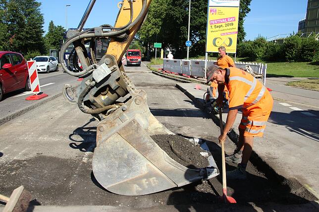 Kevin Holm arbeitet auch bei mehr als 30 Grad Celsius den ganzen Tag auf der Baustelle.