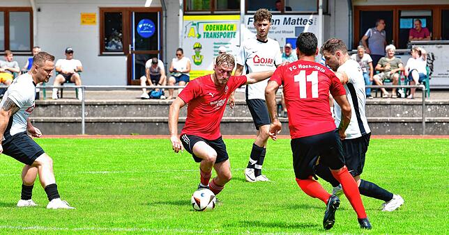 Bild 6: SG FC Wehr/Brennet spielt nur 1:1 gegen FC Hochrhein – und wir haben Fotos!