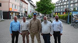 Der seit Herbst 2024 neu formierte Vorstand des SERC beim Pressecafé zum Saisonstart (von links): Sören Lauinger, Jörg Schlenker, Thomas ...