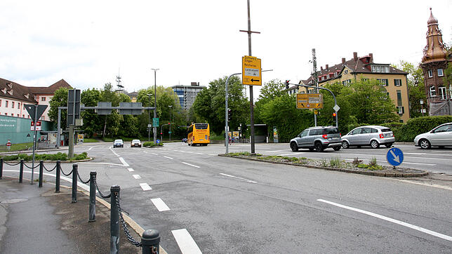 Voraussichtlich ab 8. Juli und bis Ende November wird der Sternenplatz umfangreich saniert. Aus diesem Grund kommt es zu beträchtlichen ...