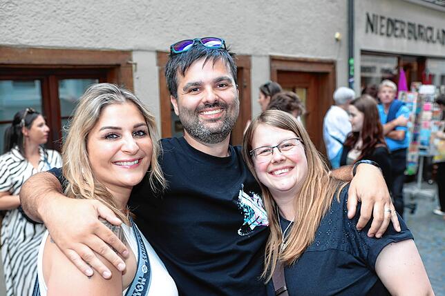 Bild 11: Konstanz: Es ist wieder Gassenfreitag! Hier sind die Bilder der Besucher der Niederburg