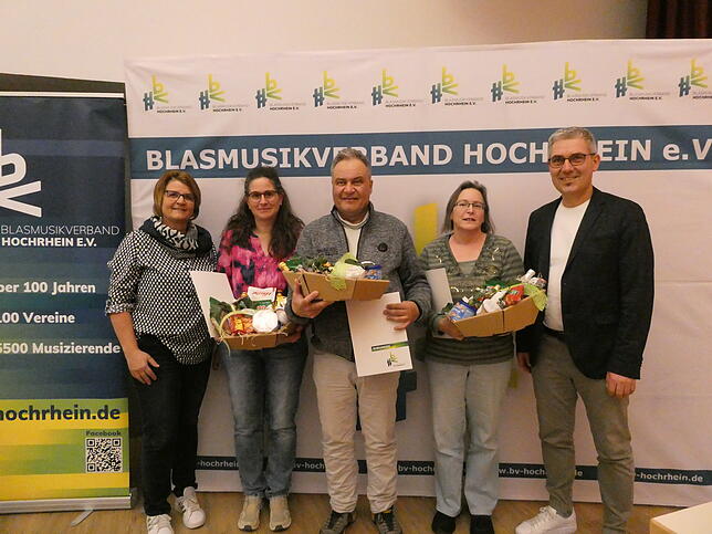 Von links: Brigitte Russ, Nicole Markhardt (17 Jahre Bezirksvorsitzende, Bezirk 3), Wolfgang Frech (15 Jahre Bezirksvorsitzender, Bezirk ...