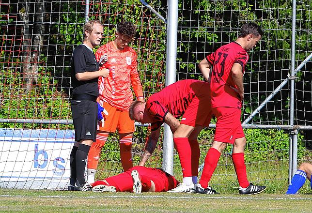 Bild 13: FV Walbertsweiler-Rengetsweiler gewinnt Duell mit TuS Immenstaad. Die besten Bilder!