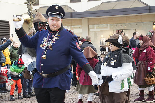 Bild 26: Bildergalerie: Treffen der Büttel und Narreneltern beim Ringtreffen des Alemannischen Narrenrings am Samstag