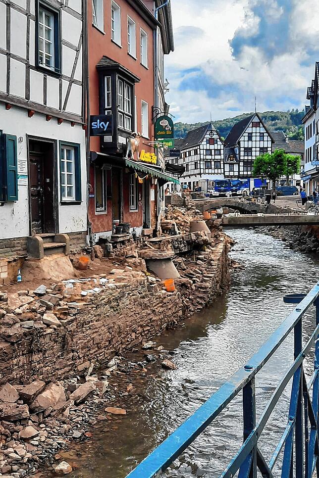 In Bad Münstereifel sieht es Tage nach der Hochwasserkatastrophe so aus.