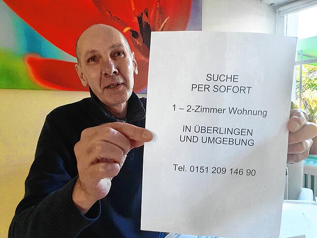 Valentin Popescu probierte es mit Aushängen hier und da.
