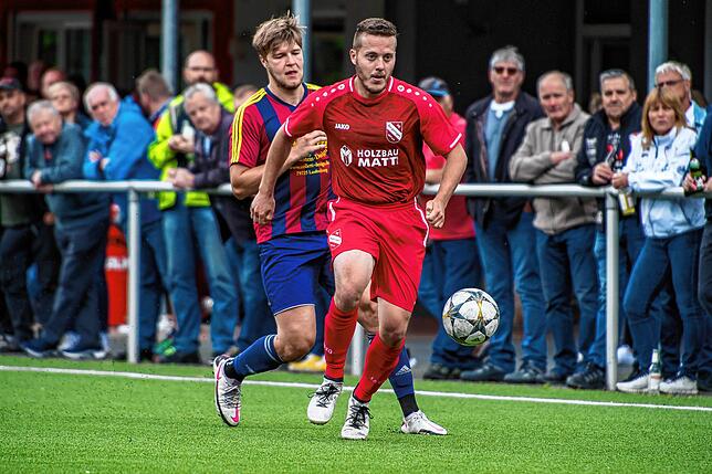 Bild 9: FC Bergalingen feiert den Titel durch einen 3:2-Sieg gegen den SV Buch II &ndash; und wir haben Bilder!