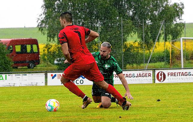 Bild 6: Die besten Bilder vom Duell zwischen dem FV Walbertsweiler-Rengetsweiler und dem VfR Stockach
