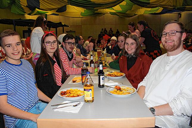 Bild 14: Hemdglonkerumzug- und Ball in Hochemmingen
