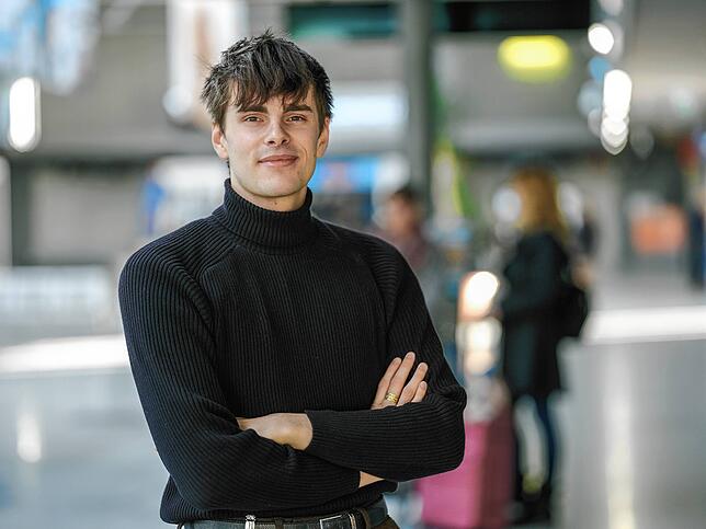 Lewis von Alberti ist Produzent des Kurzfilms und hatte die Idee zum Projekt.