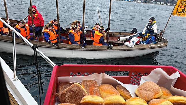 Bild 24: Mit purer Muskelkraft zur Mainau