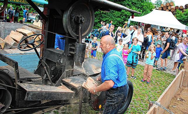 Bild 14: Tausende Besucher an der Bohlinger Sichelhenke