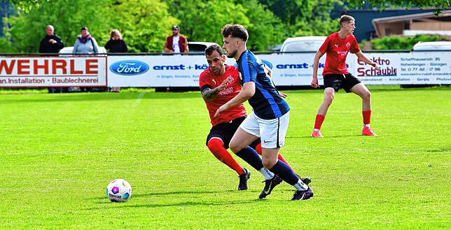 Bild 11: FC Hochrhein besiegt den VfB Waldshut mit 4:2 – wir haben Fotos!