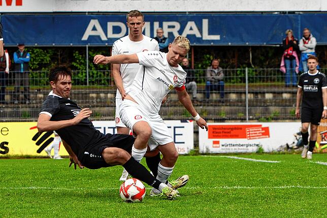 Bild 8: Imposantes 5:0 des SC Pfullendorf über SF Elzach-Yach. Wir waren mit der Kamera dabei!