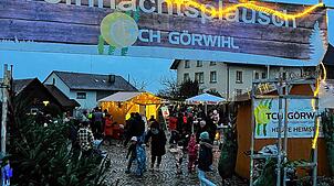 Einstimmung auf das Fest beim Weihnachtsplausch mit dem Tennis-Club Hotzenwald Görwihl. Bild: Dr. Thomas Aberle