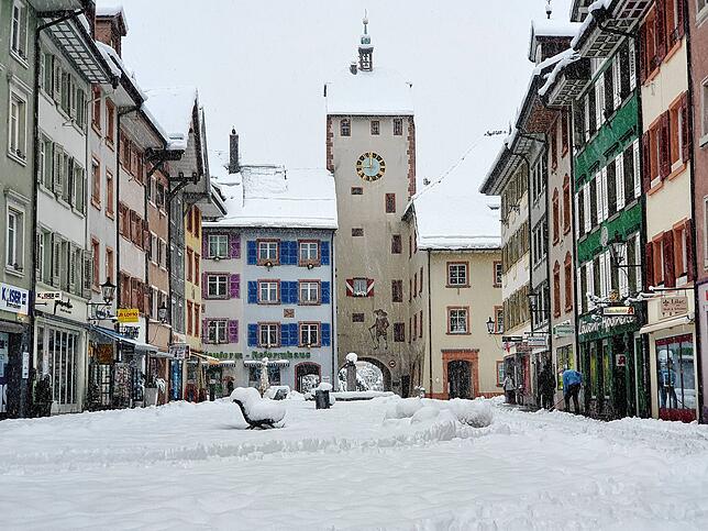 Bild 17: Es hört nicht auf zu schneien: Waldshut versinkt im Schnee