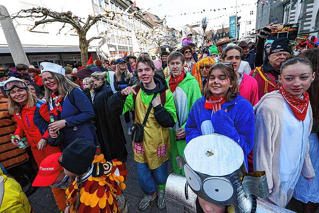 Bild 24: Fastnachtsumzug Radolfzell 2025: Alle Bilder vom farbenfrohen Spektakel