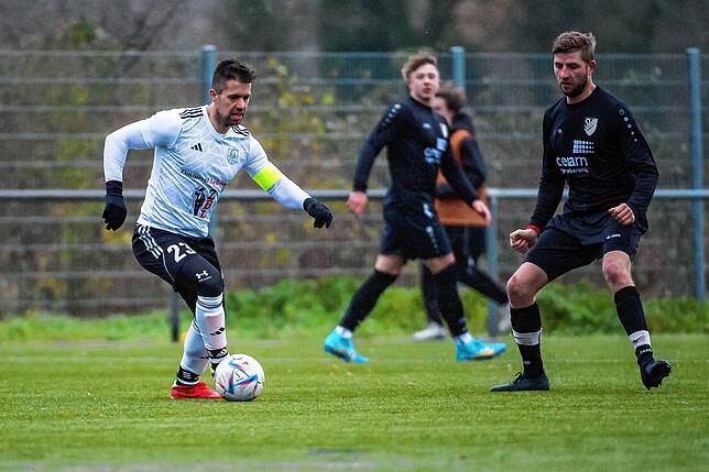Bild 2: SV Obersäckingen beendet Serie des SV Eschbach mit 2:1 &ndash; und wir haben Bilder!