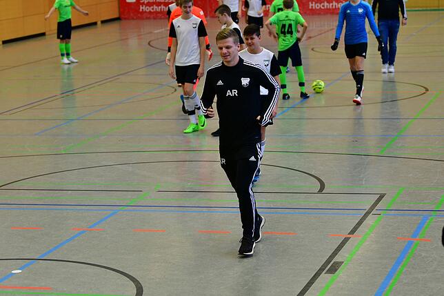 Bild 28: Zweite Garnitur des Gastgebers ist chancenlos beim 1:10 gegen den FC Wehr