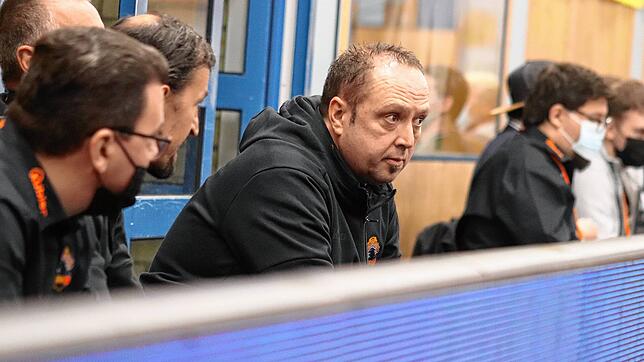 Panthers-Trainer Alen Velcic dürfte gespannt sein, ob der korrigierte Lizenzantrag von der 2. Bundesliga anerkannt wird. Bild: Sauter