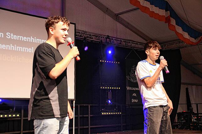 Bild 17: Die schönsten Bilder des Chilbi-Karaoke