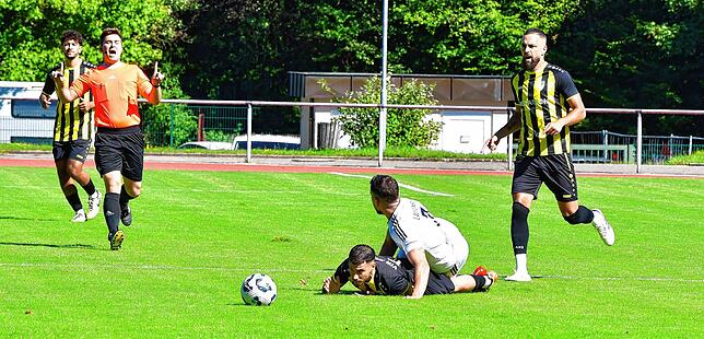 Bild 29: SV 08 Laufenburg besiegt den VfR Hausen mit 4:0 – und wir haben Fotos!