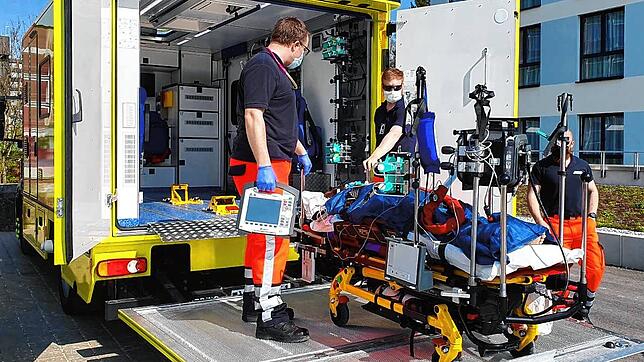 Der Intensivtransportwagen ist ein Spezialfahrzeug, das ursprünglich für verletzte oder erkrankte Soldaten konzipiert wurde. Jetzt ...