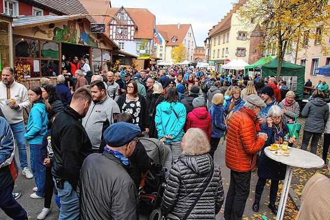 Bild 12: Hier sind die besten Bilder vom Bierfassrollen in Bräunlingen