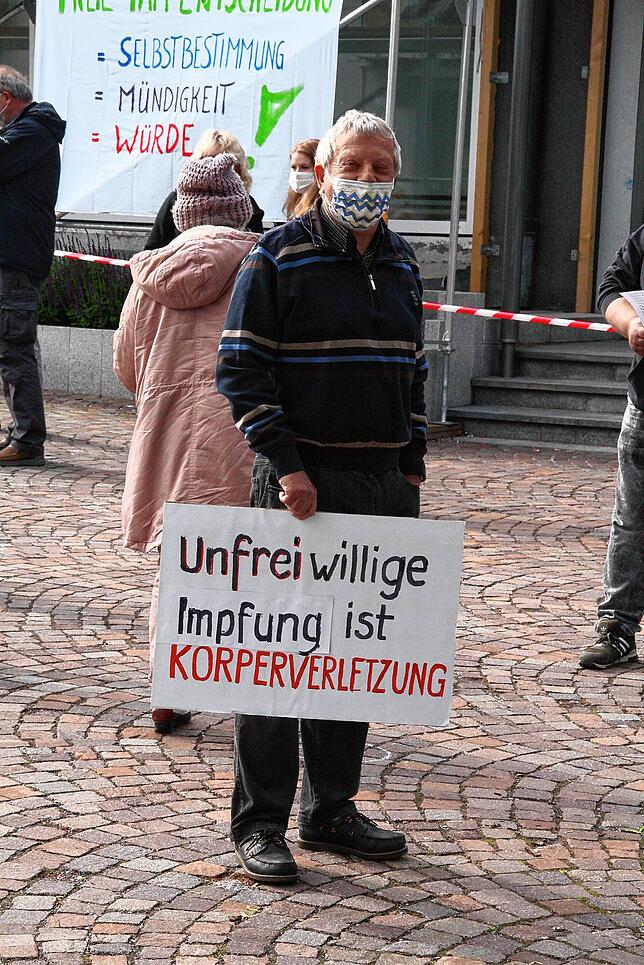 Auch Alt-Gemeinderat Roland Lauber nahm am Protest in Görwihl teil.
