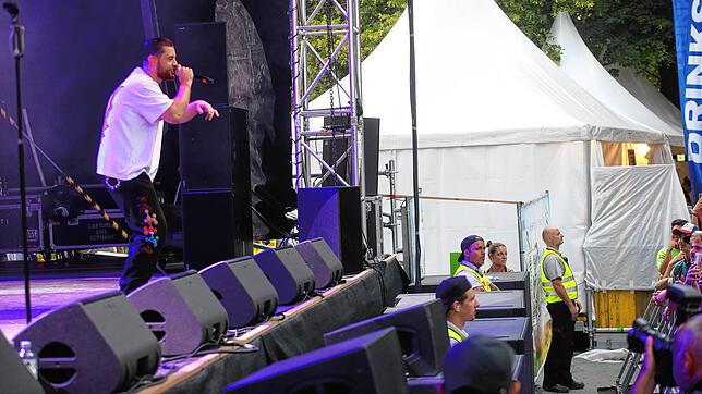 Bild 15: Die besten Bilder vom Bausa-Konzert beim Hohentwiel-Festival Teil 3