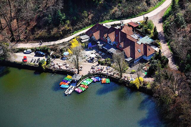 Das Restaurant „Bergsee“ in Bad Säckingen bietet nicht nur einen tollen Blick auf den namensgebenden See – mit Bootverleih – sondern ...