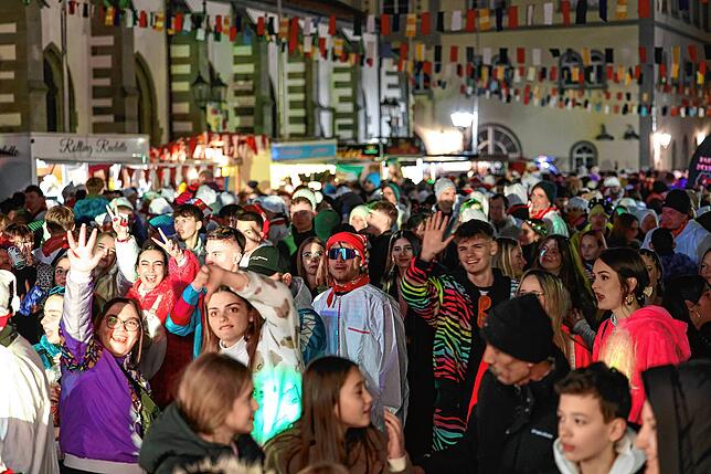 Bild 5: Fasnacht in Radolfzell: Diese Highlights prägten den Hemdglonkerumzug 2025 – Das sind die schönsten Bilder