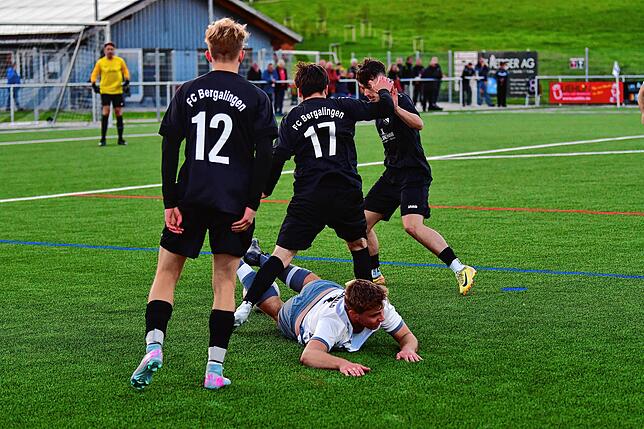 Bild 30: SG Hotzenwald kegelt den FC Bergalingen mit 3:2 aus dem Bezirkspokal – und wir haben Fotos!
