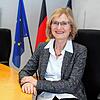 Anke Baumeister wechselt von Überlingen nach Singen und wird sich besonders mit Familien-, Betreuungs- und auch mal Strafsachen ...